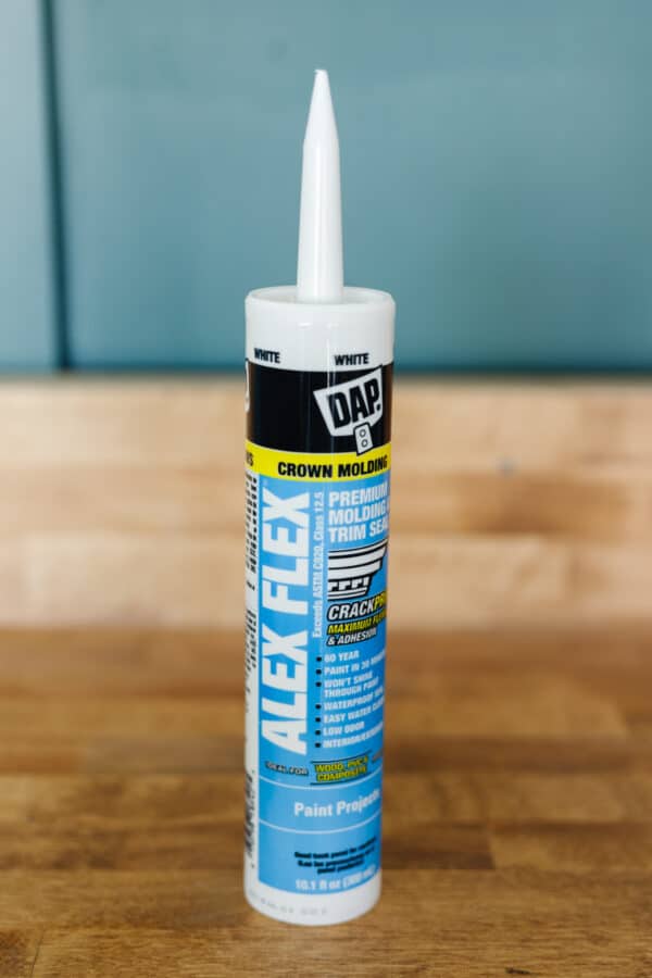 How to Use Caulk {The Complete Guide!} – Love & Renovations