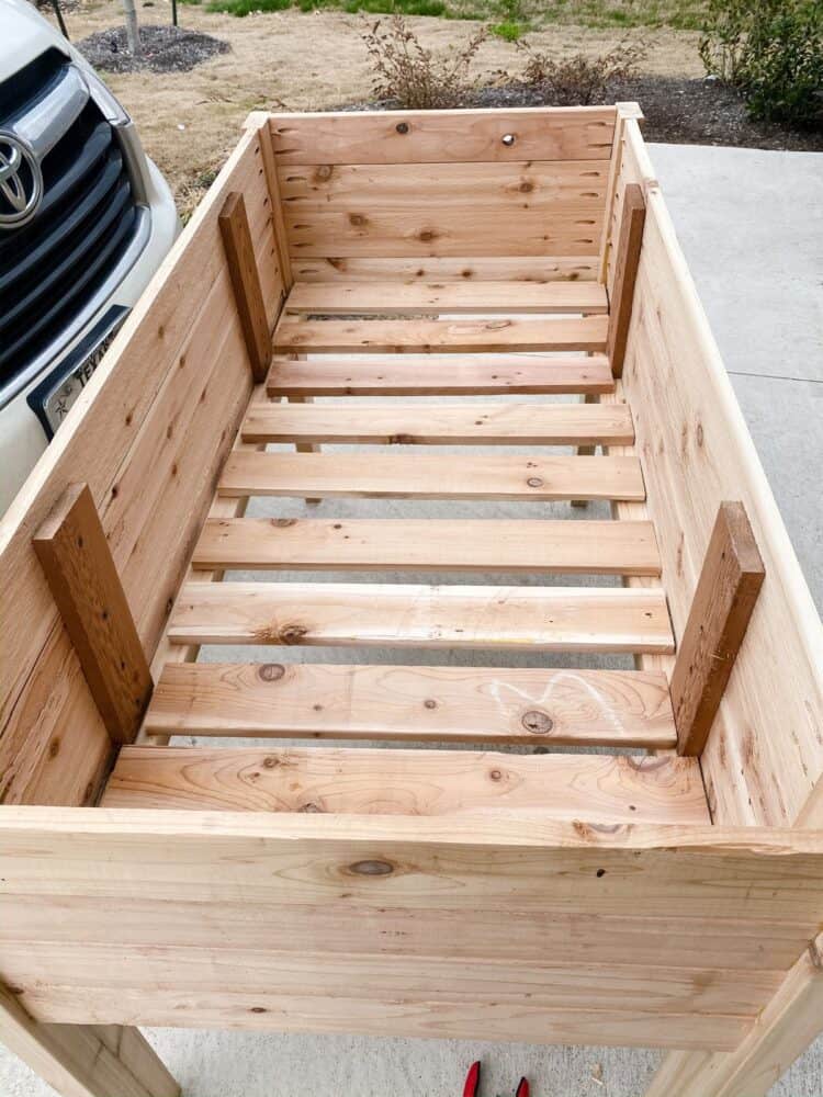 DIY Project: Vegetable Planter Box (plans, photos)