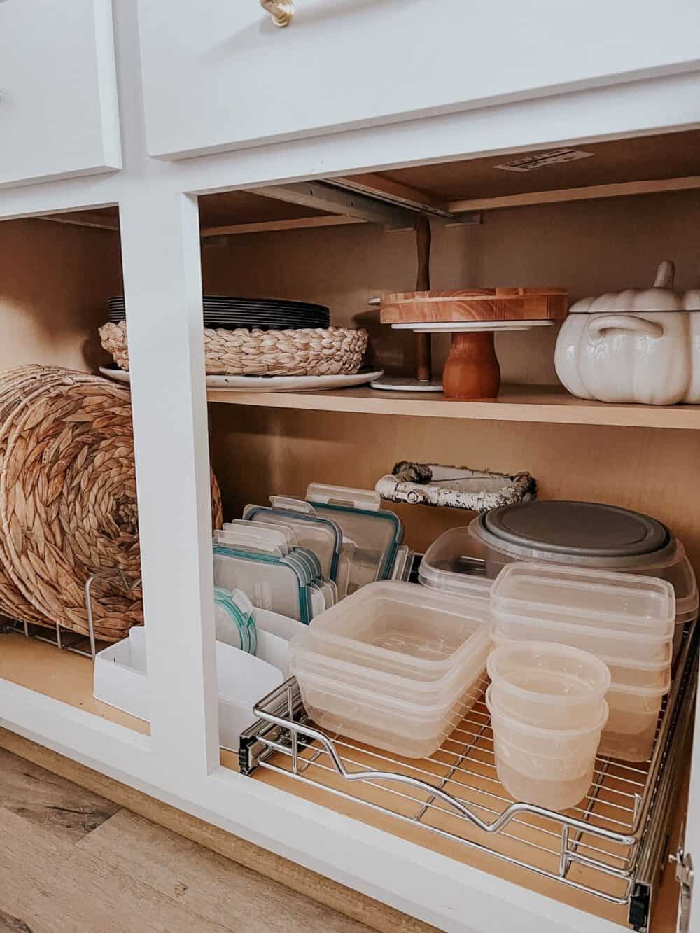 There's Now a Built-In Tupperware Organizer You Can Get For Your Kitchen